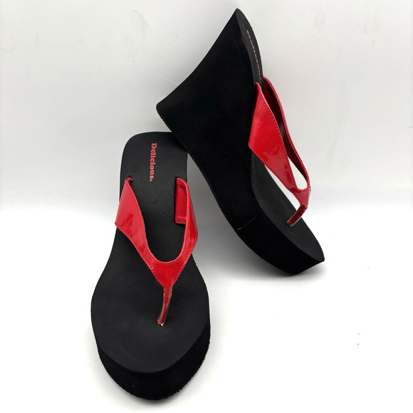 Vintage 00s Y2K Delicious Red Black 4.5" Ultra Platform Wedge Flip Flop Sandal 9 - Picture 1 of 16